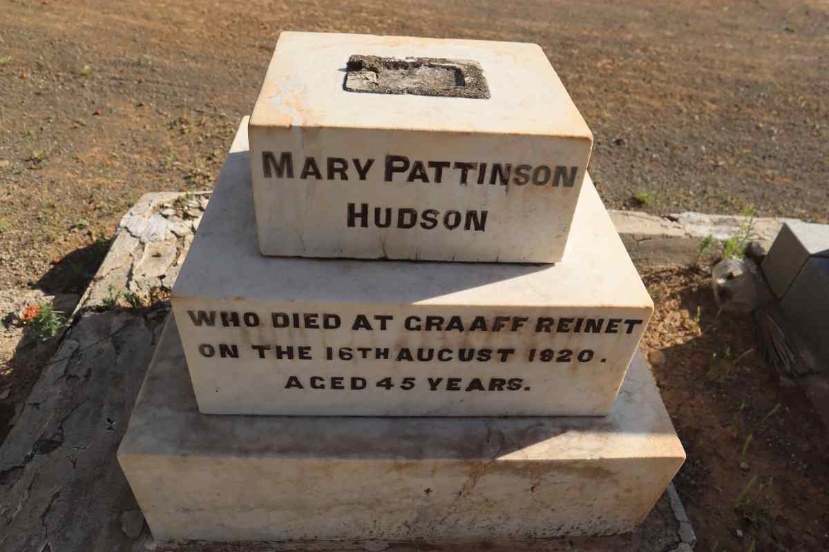 HUDSON Mary Pattinson -1920