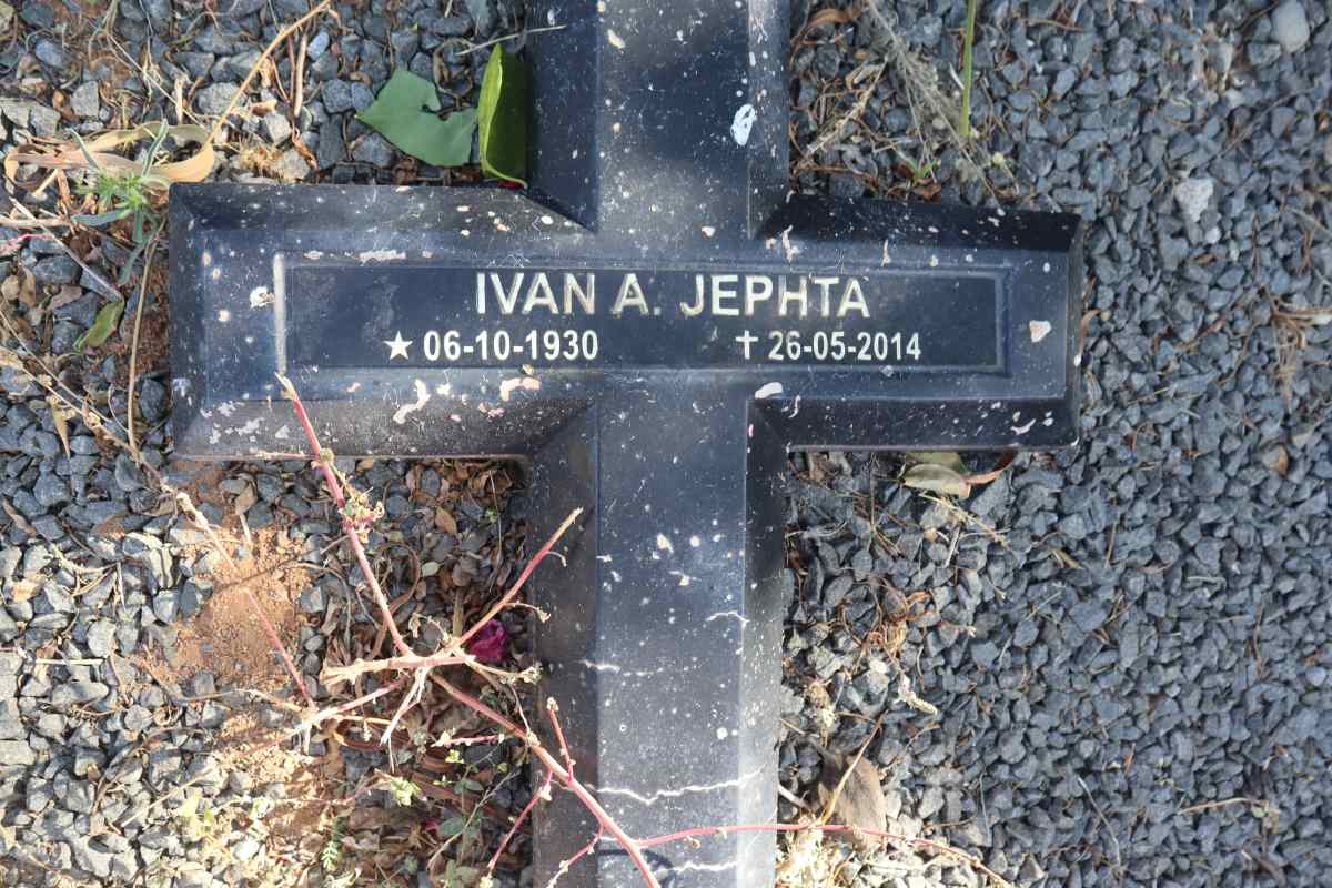 JEPHTA Ivan 1930-2014