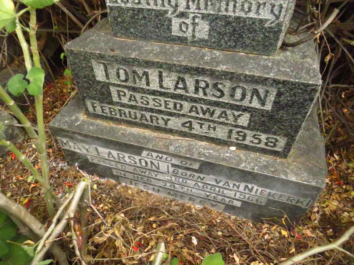 LARSON Tom -1958 & May VAN NIEKERK -1966