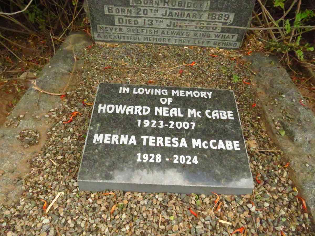 MCCABE Howard Neal 1923-2007 & Merna Teresa 1928-2024
