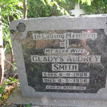 SMITH Gladys Audrey 1909-1956