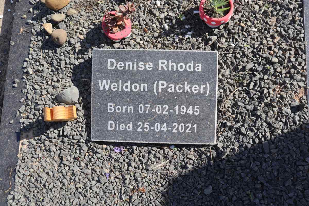WELDON Francis John 1941-2017 & Denise Rhoda PACKER 1945-2021_2