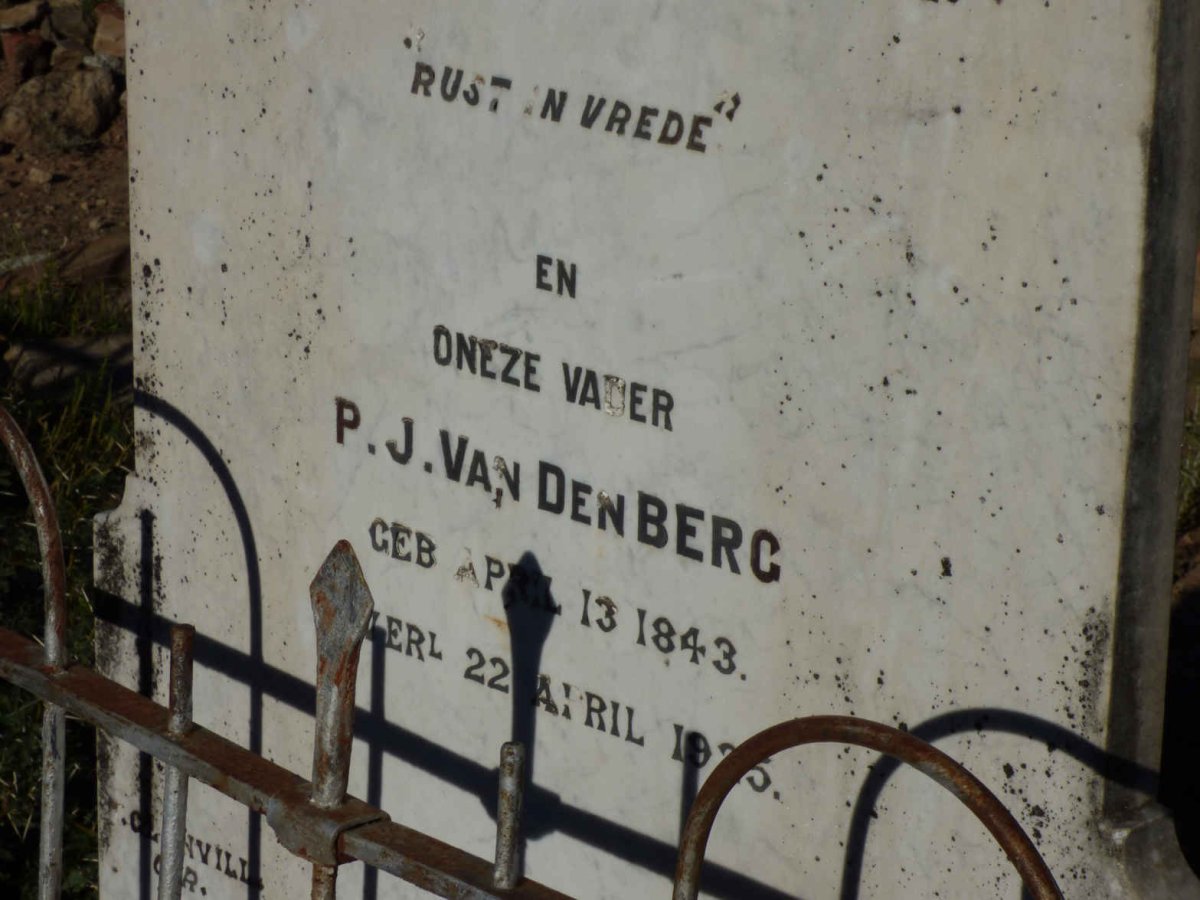 BERG P.J., van den 1843-1925 &amp; Anna Susanna 1844-1910_3