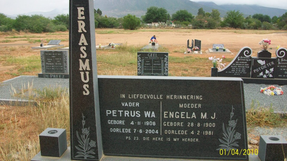 ERASMUS Petrus W.A. 1908-2004 &amp; Engela M.J. 1900-1981