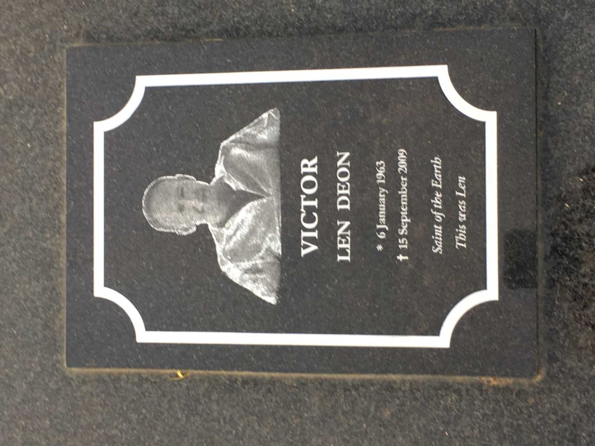 VICTOR Len Deon 1963-2009