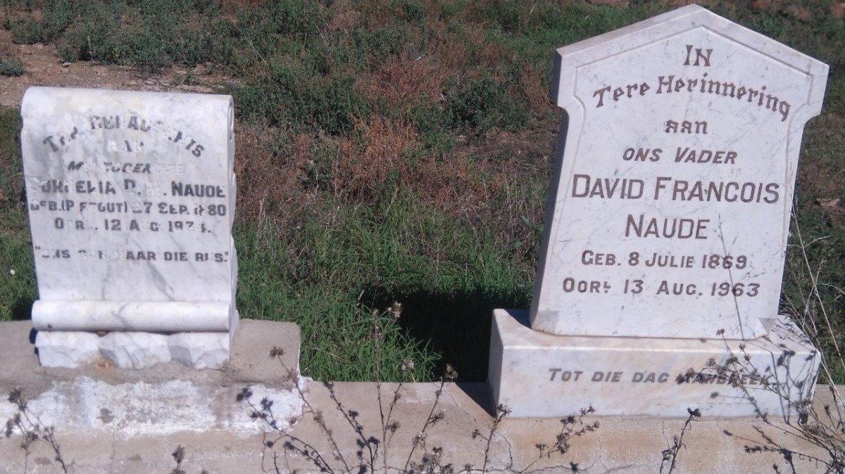 NAUDE David Francois 1869-1963 &amp; Cornelia D.M. PIETOUT 1880-1934