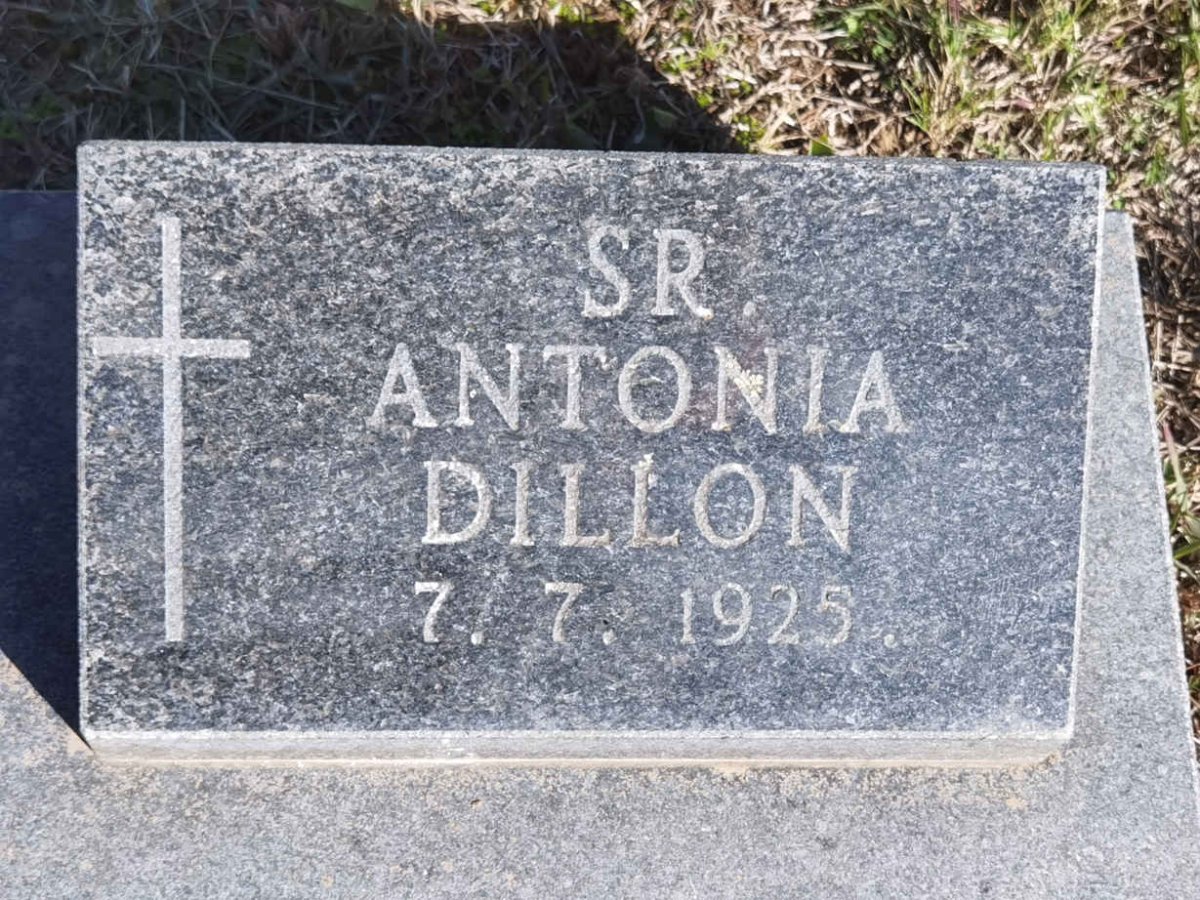 DILLON Antonia -1925