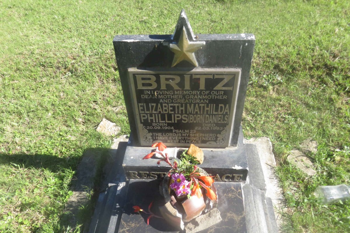 BRITZ Elizabeth Mathilda Phillips nee DANIELS 1904-1993