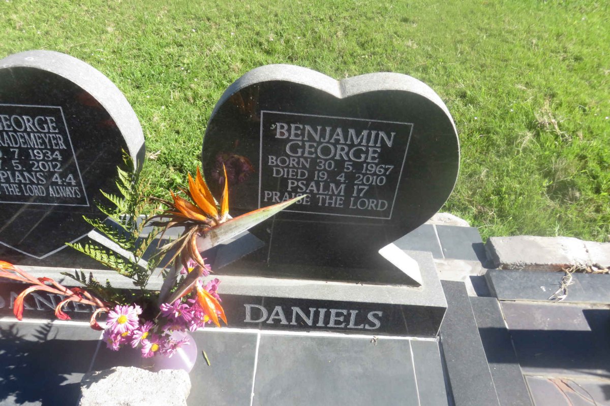 DANIELS Henry George Frederick Rademeyer 1934-2012 :: DANIELS Benjamin George 1967-2010