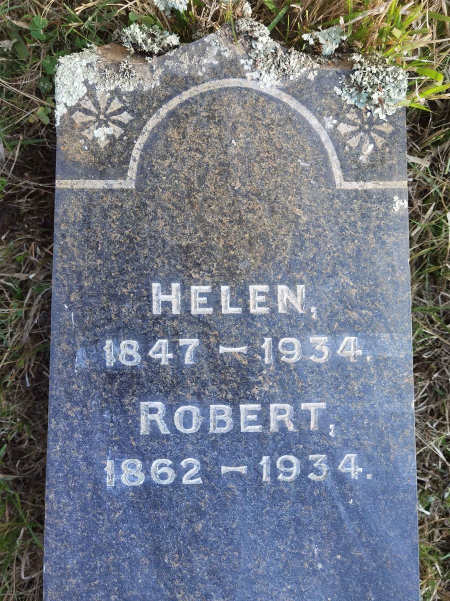 GOWIE Robert 1862-1934 & Helen 1847-1934