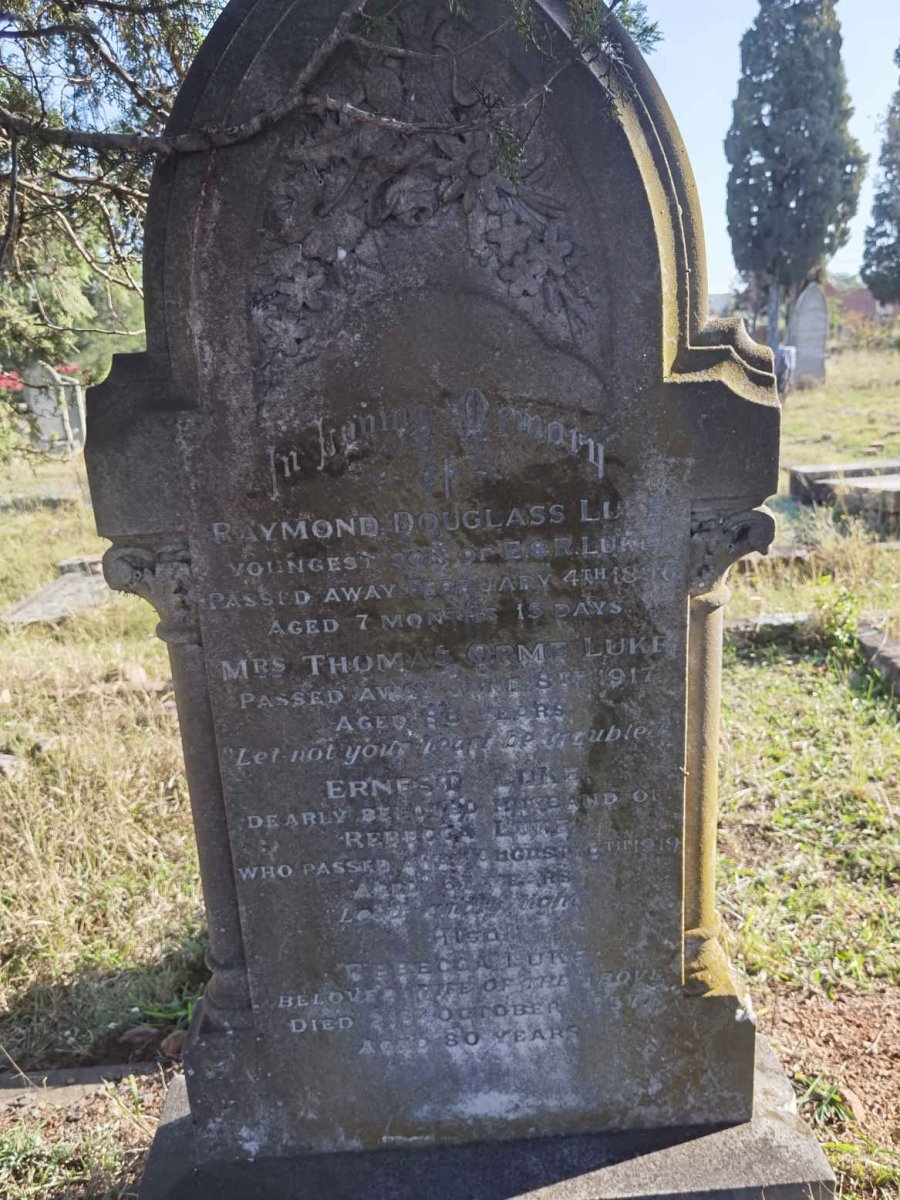 LUKE Raymond Douglass -1896 :: LUKE Thomas Orme -1917 :: LUKE Ernest -1919 & Rebecca -1937