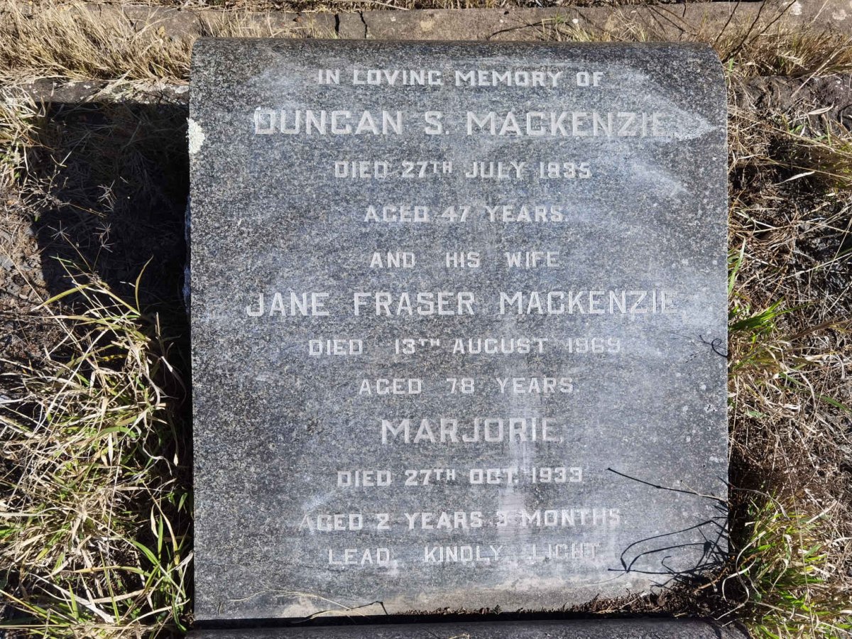 MACKENZIE Duncan S. -1935 &amp; Jane Fraser -1969 :: MACKENZIE Marjorie -1933