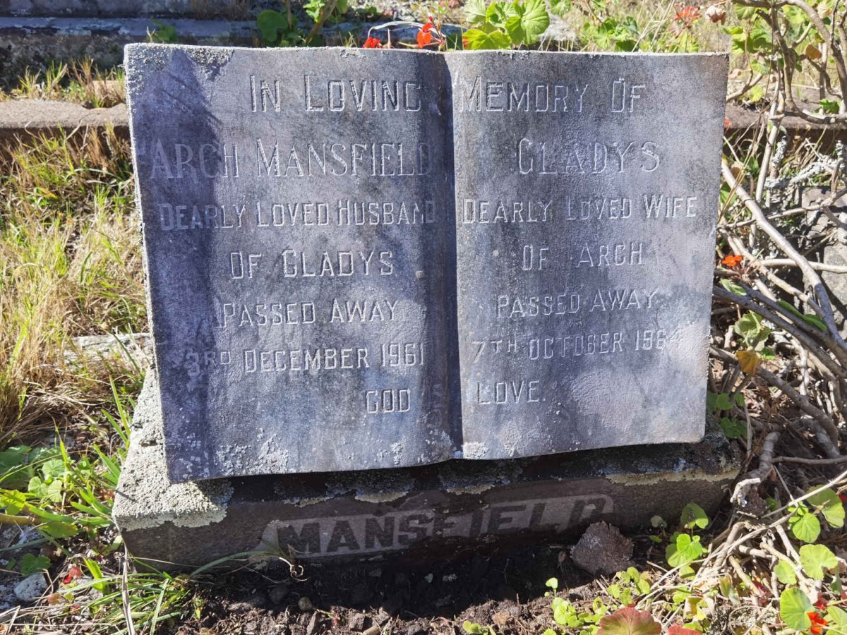 MANSFIELD Arch -1961 &amp; Gladys -1964