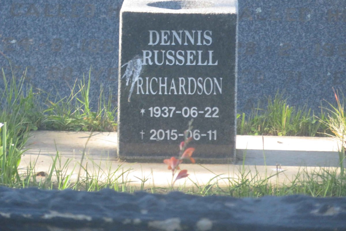 RICHARDSON Dennis Russell 1937-2015