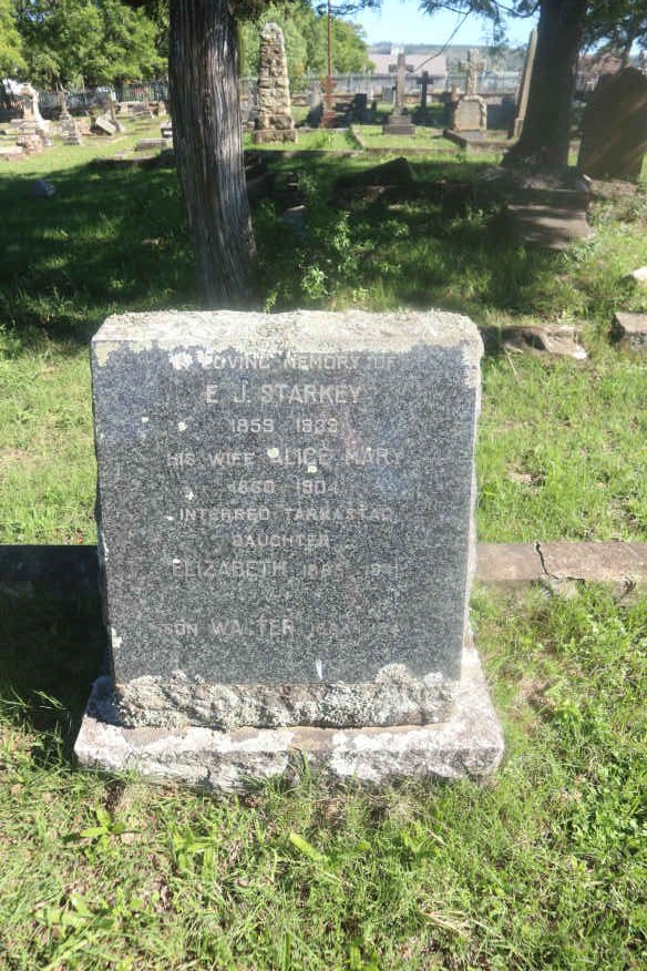STARKEY E.J. 1858-1939 &amp; Alice Mary 1860-1904 :: STARKEY Walter 1888-1947 :: STARKEY Elizabeth 1885-1941