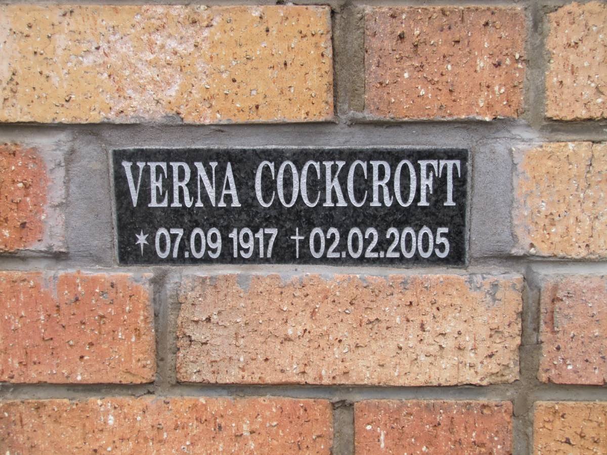 COCKCROFT Verna 1917-2005