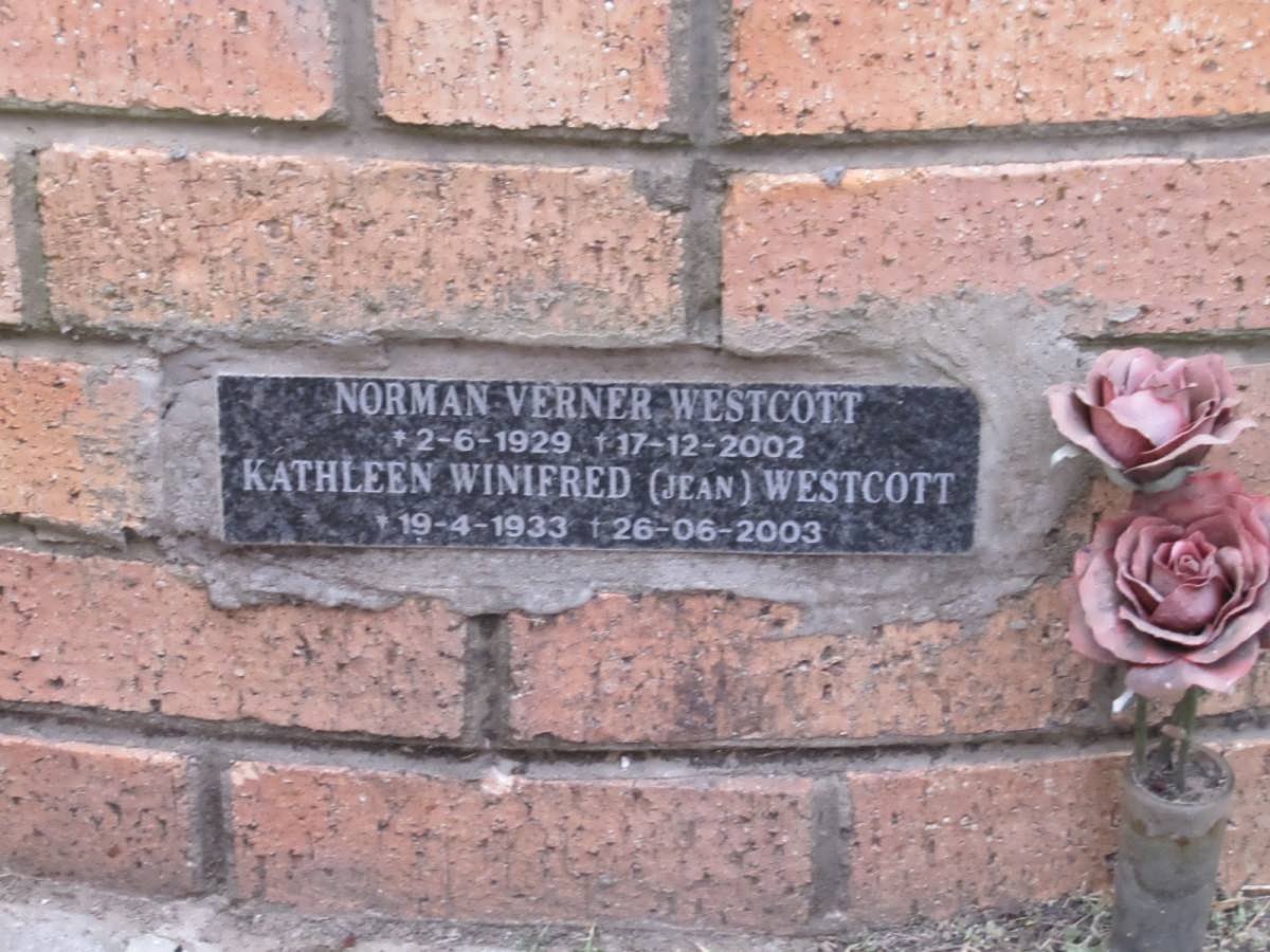 WESTCOTT Norman Verner 1929-2002 &amp; Kathleen Winifred 1933-2003