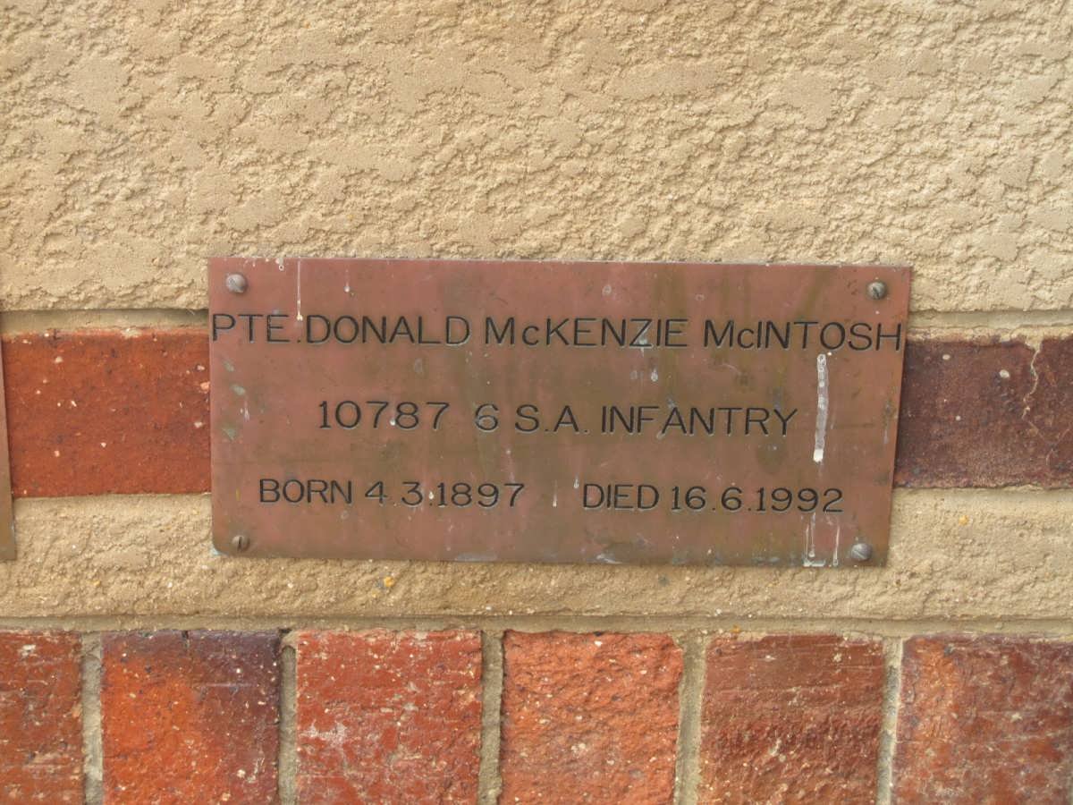 McINTOSH Donald McKENZIE 1897-1992