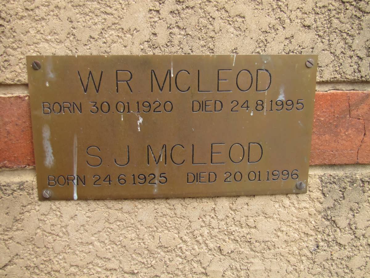 MCLEOD W.R. 1920-1995 &amp; S.J. 1925-1996