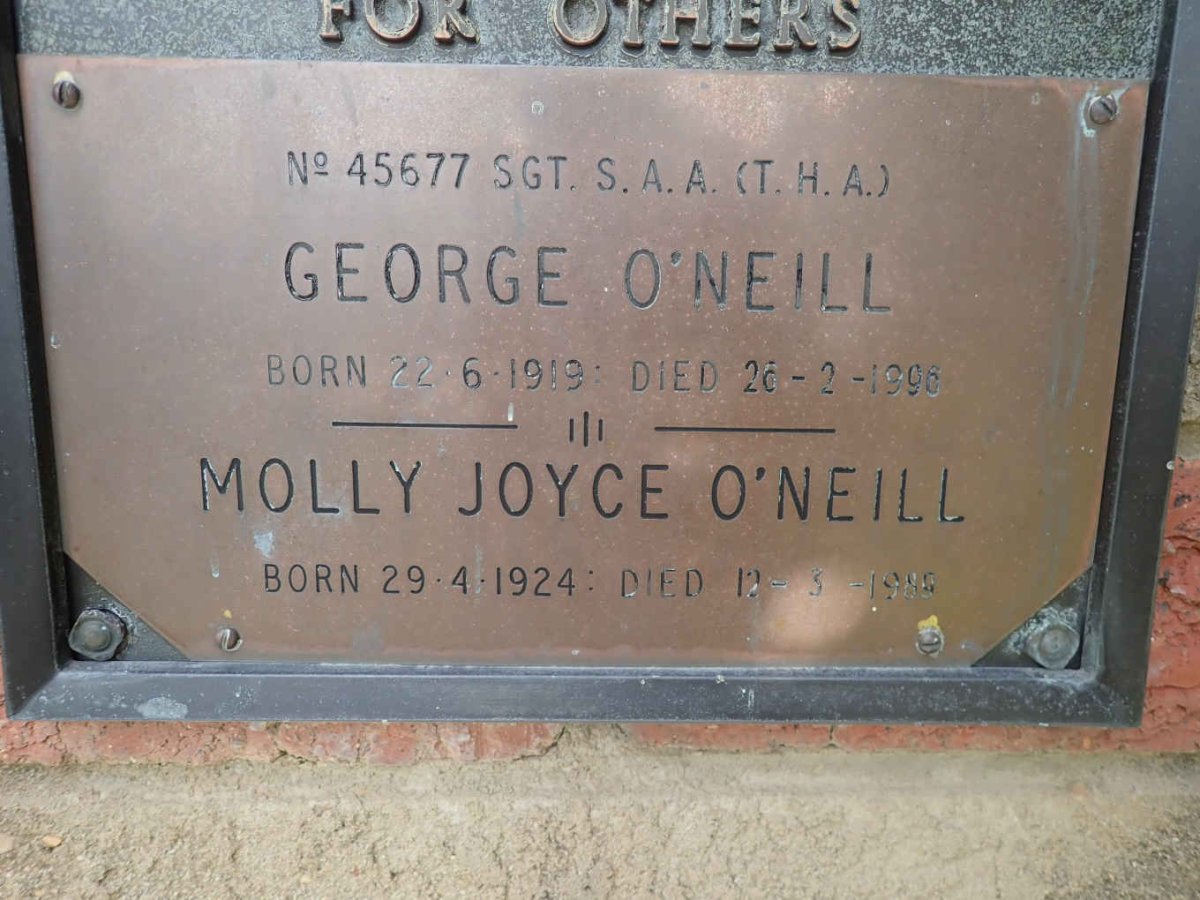 O'NEILL George 1919-1996 &amp; Molly Joyce 1924-1989