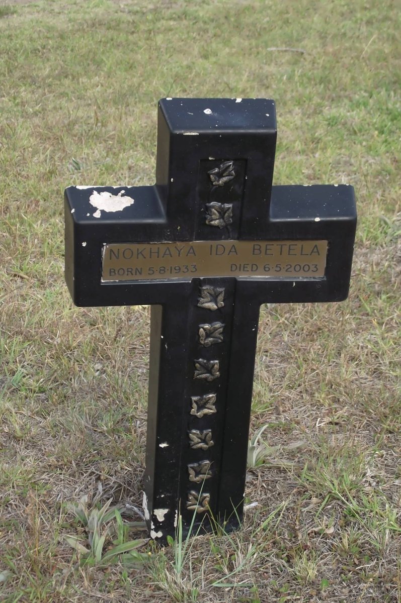 BETELA Nokhaya Ida 1933-2003