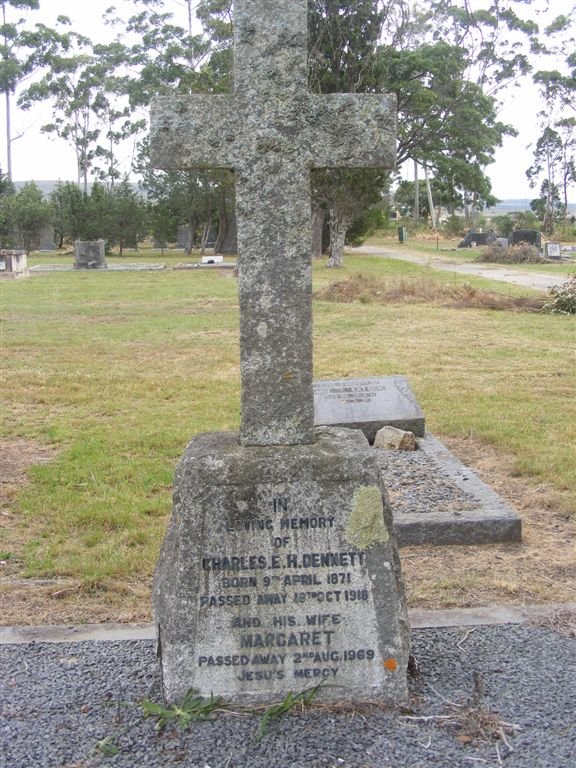 DENNETT Charles E.H. 1871-1918 &amp; Margaret -1969