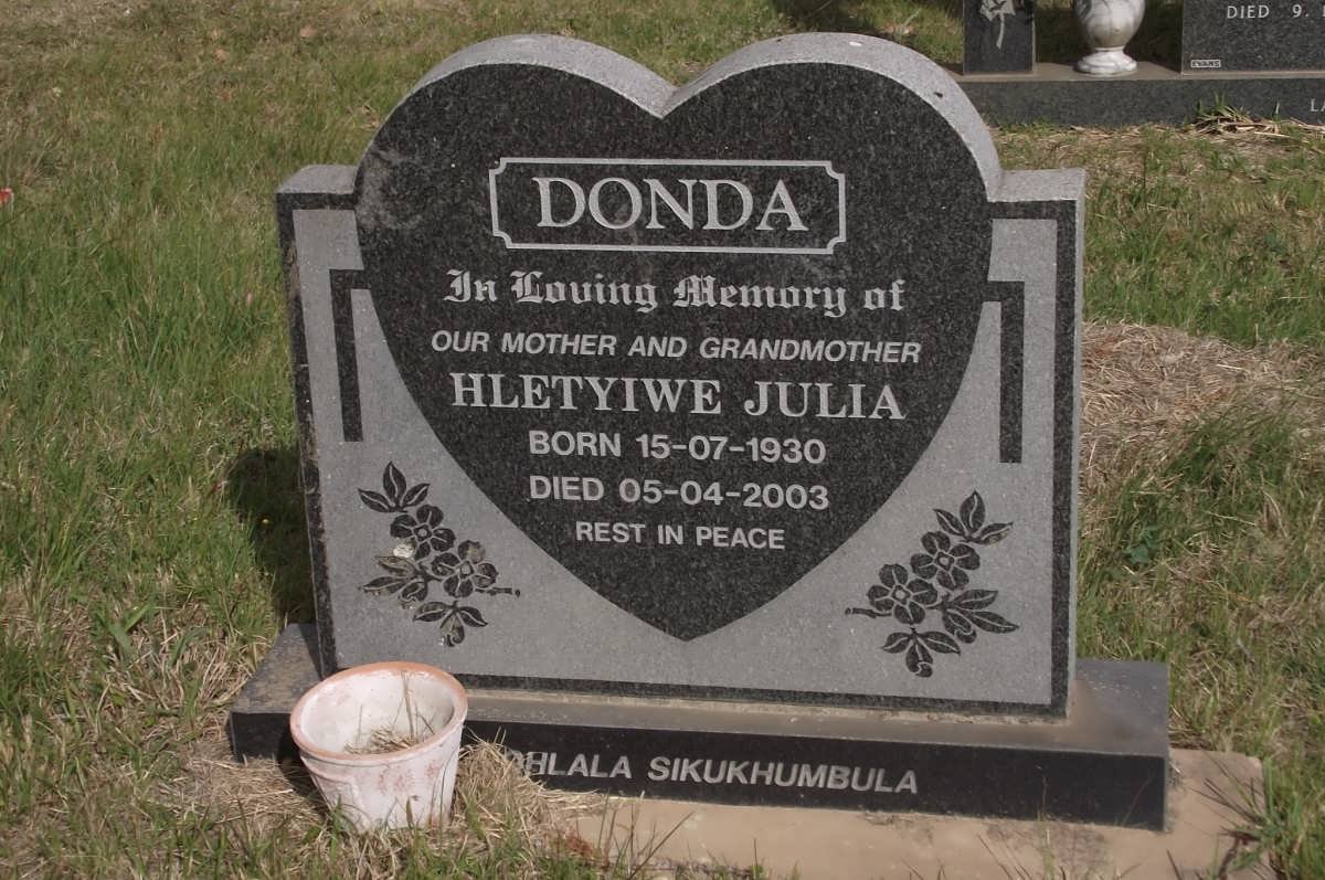 DONDA Hletyiwe Julia 1930-2003
