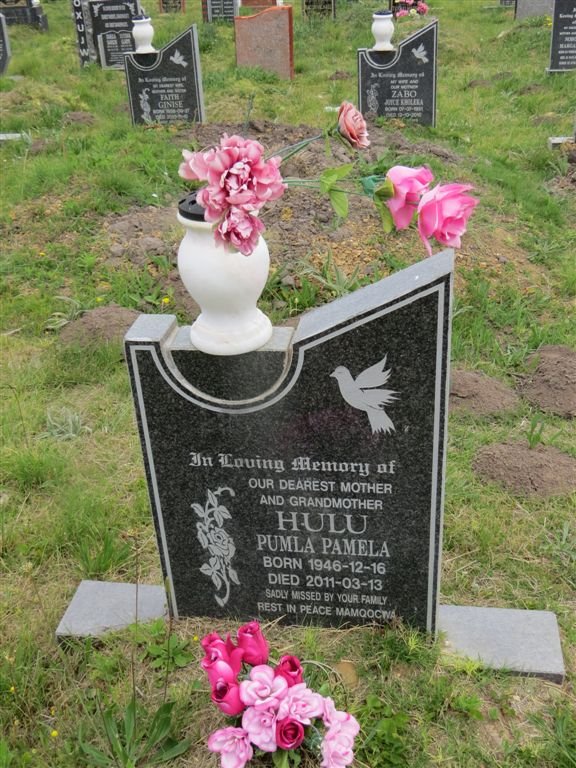 HULU Pumla Pamela 1946-2011