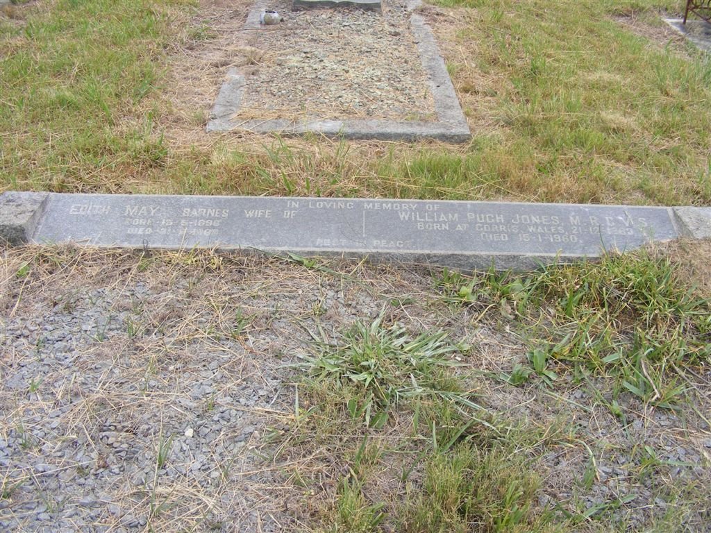JONES William Pugh 1883-1960 &amp; Edith May BARNES 1898-