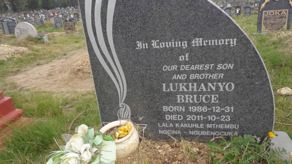 LUKHANYO Bruce 1986-2011