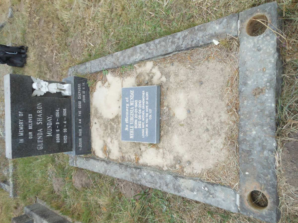 MUNDAY Merle Virginia 1940-2010 :: MUNDAY Glenda Sharon 1964-1968