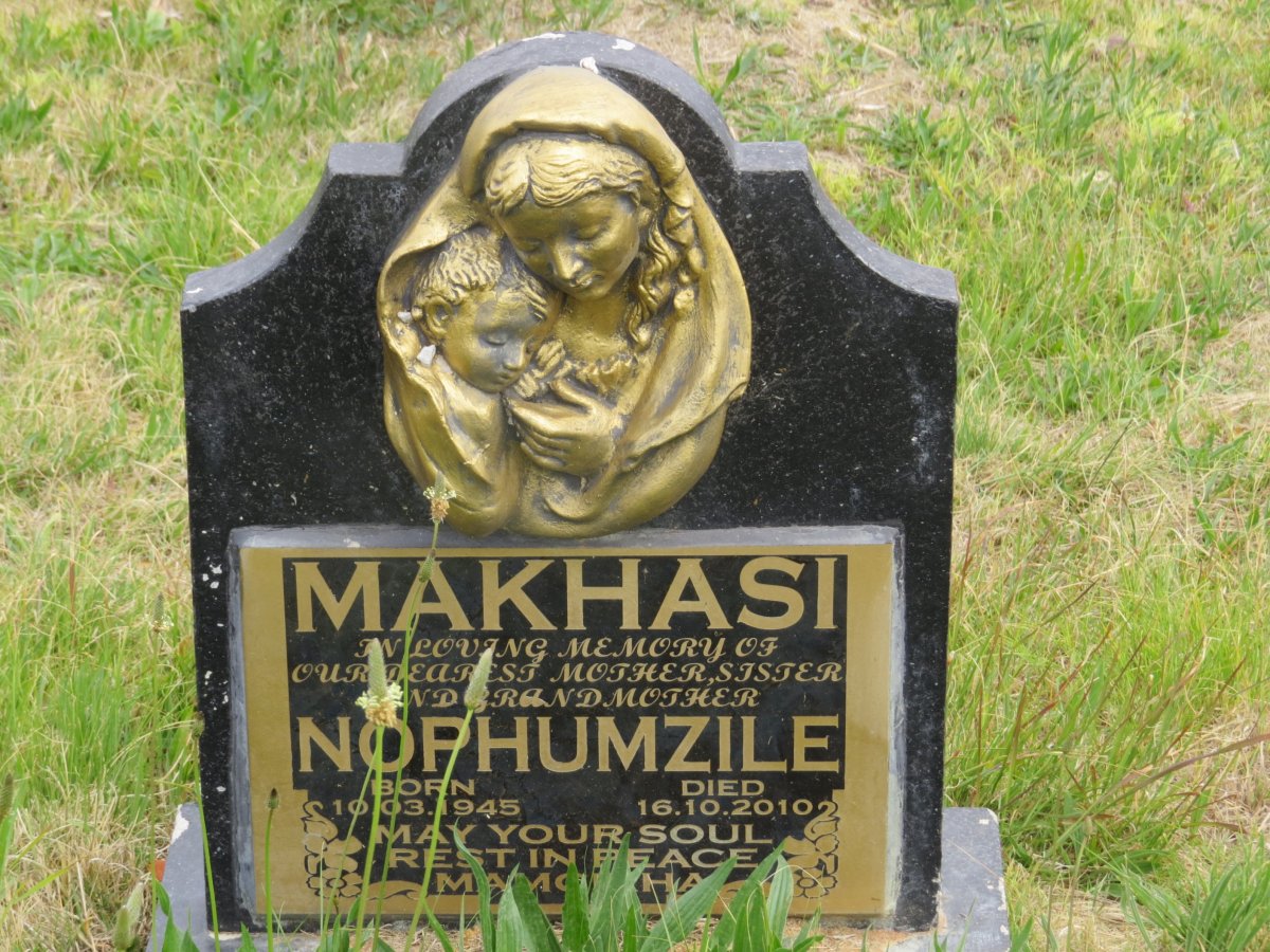 MAKHASI Nophumzile 1945-2010