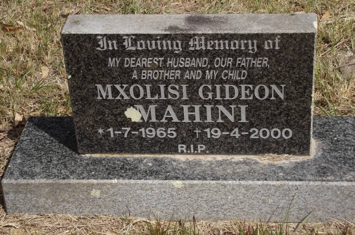 MAHINI Mxolisi Gideon 1965-2000