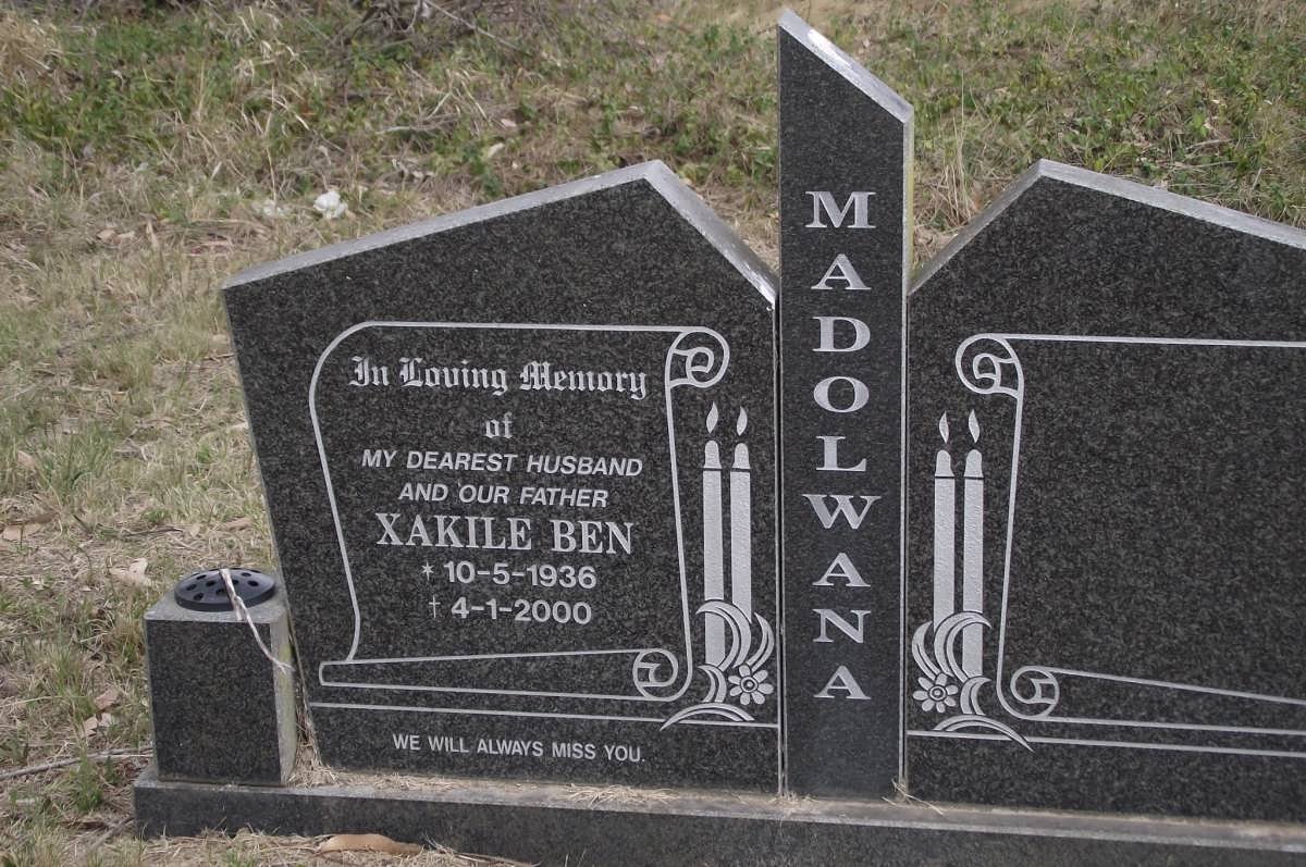 MADOLWANA Xakile Ben 1936-2000