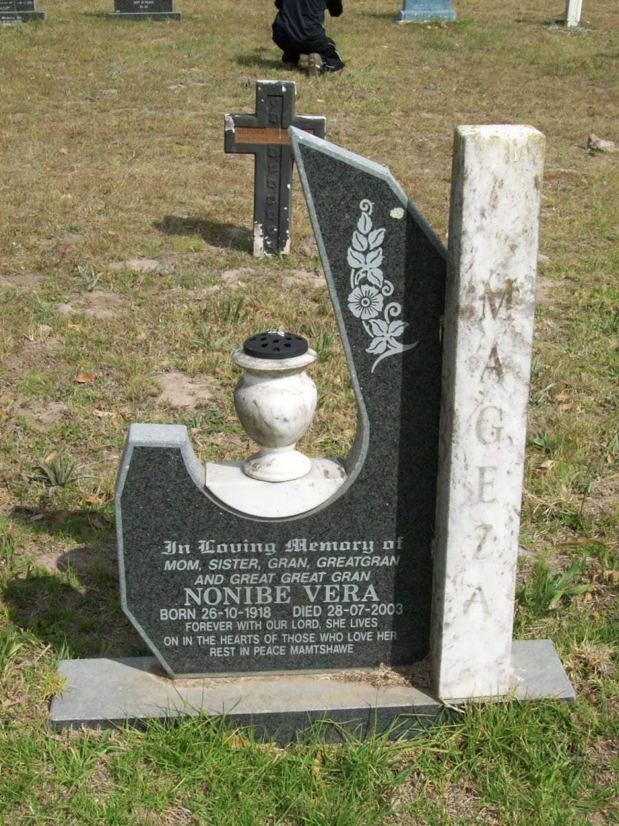 MAGEZA Nonibe Vera 1918-2003