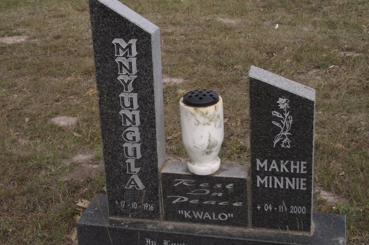 MNYUNGULA Makhe Minnie 1916-2000