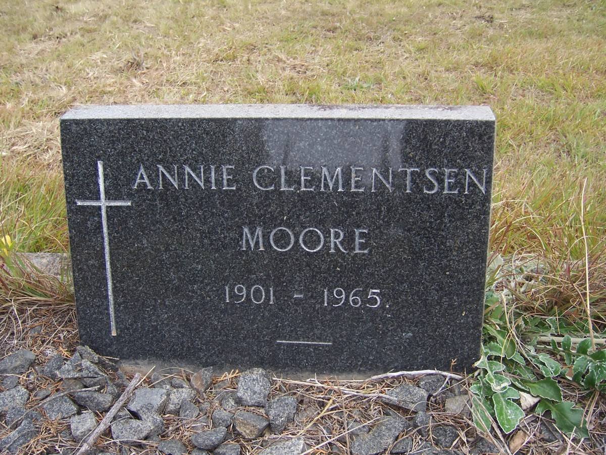 MOORE Annie Clementsen 1901-1965