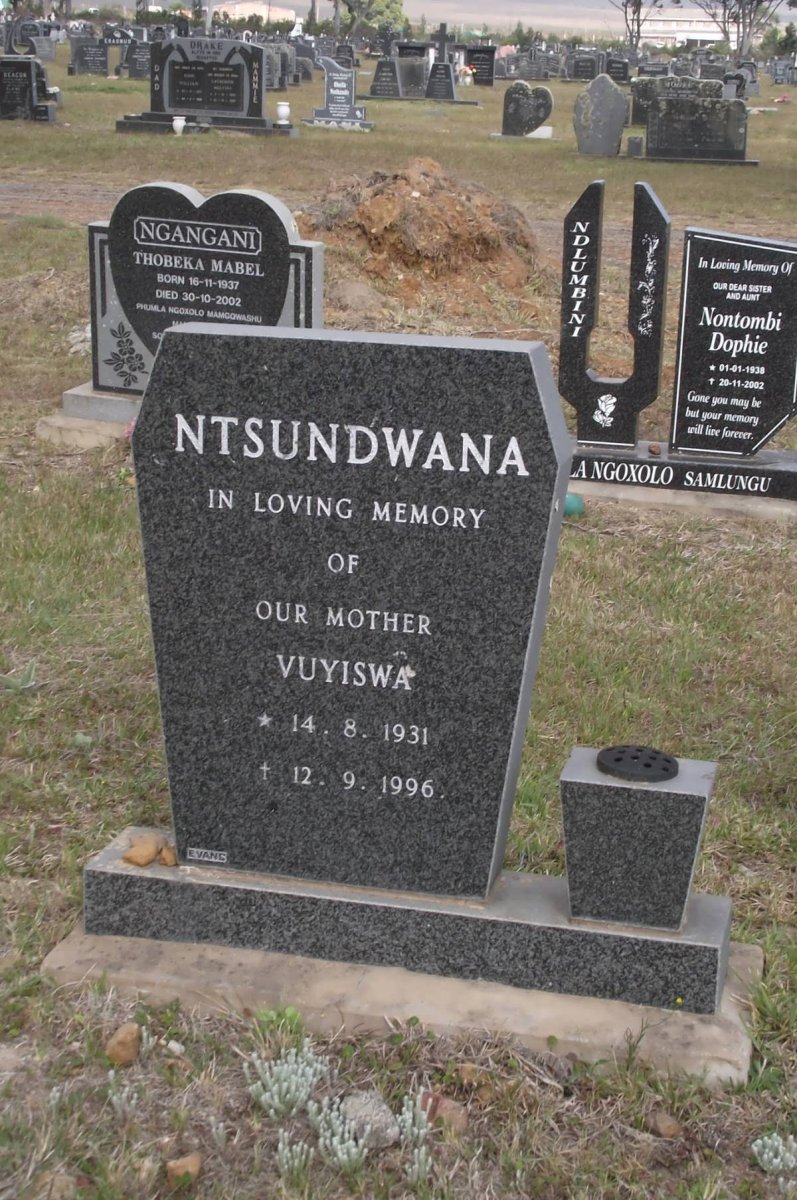 NTSUNDWANA Vuyiswa 1931-1996