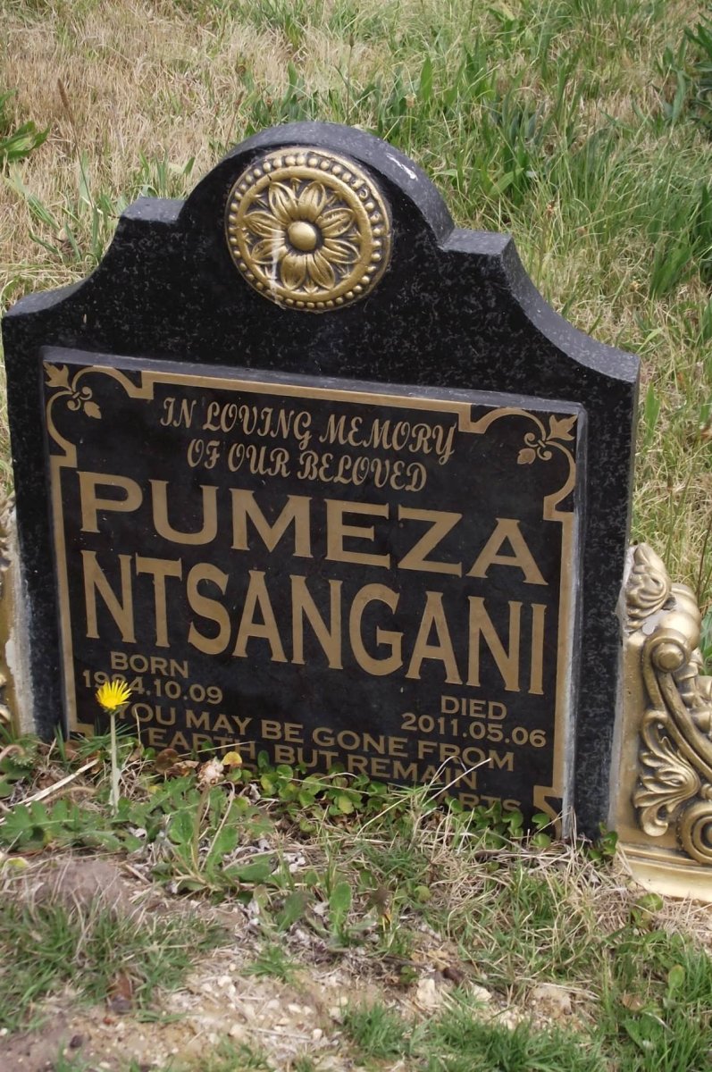 NTSANGANI Pumeza 19?4-2011
