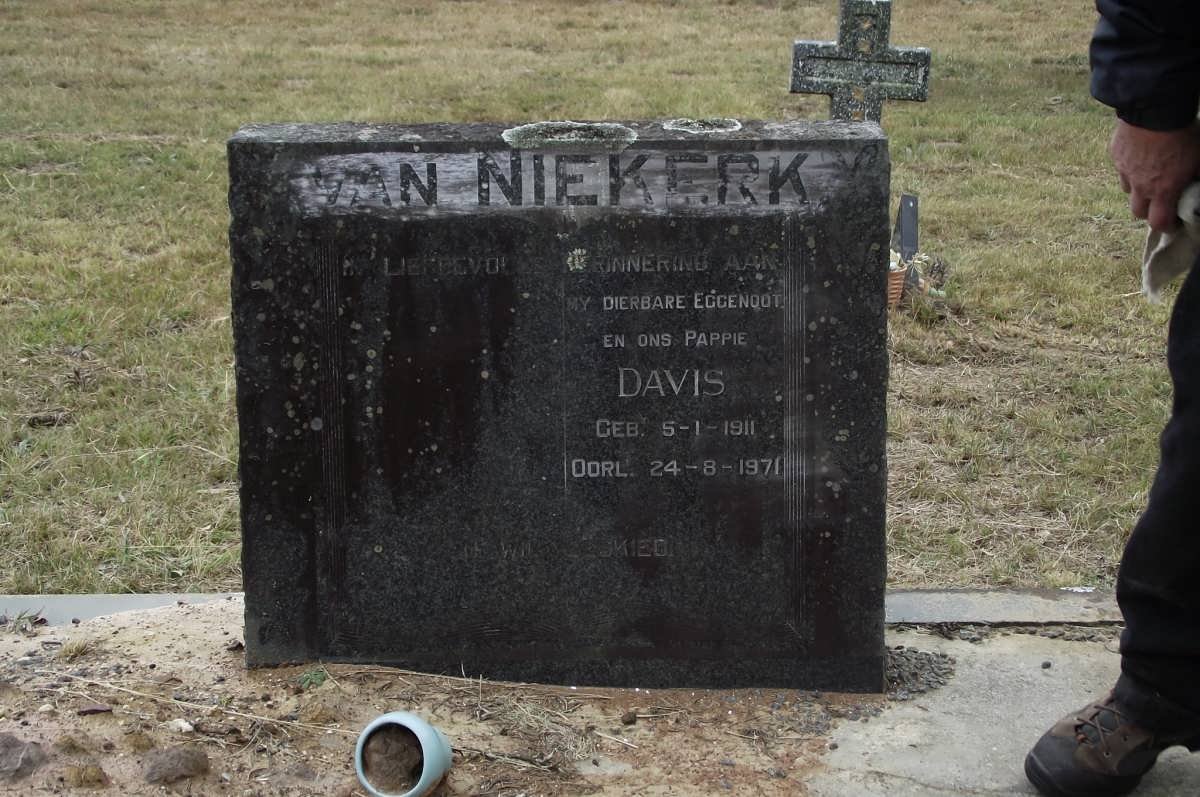 NIEKERK Davis, van 1911-1971