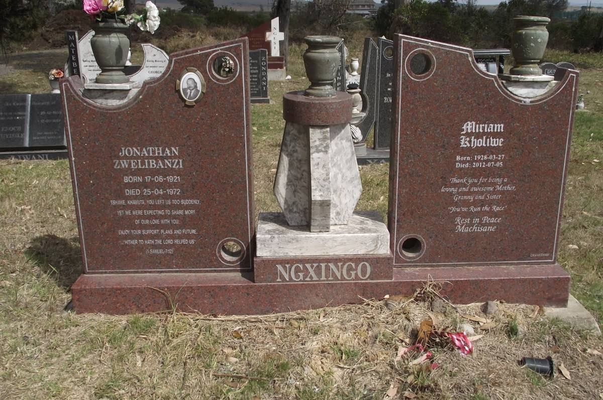 NGXINGO Jonathan Zwelibanzi 1921-1972 &amp; Miriam Kholiwe 1928-2012