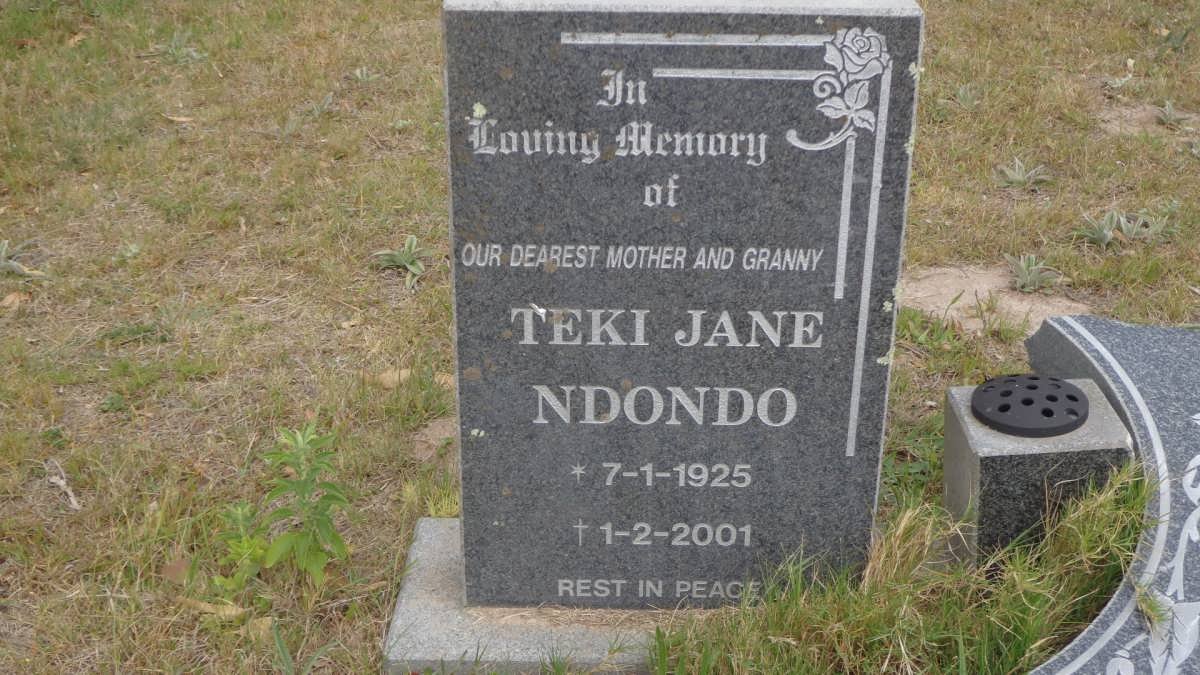 NDONDO Teki Jane 1925-2001