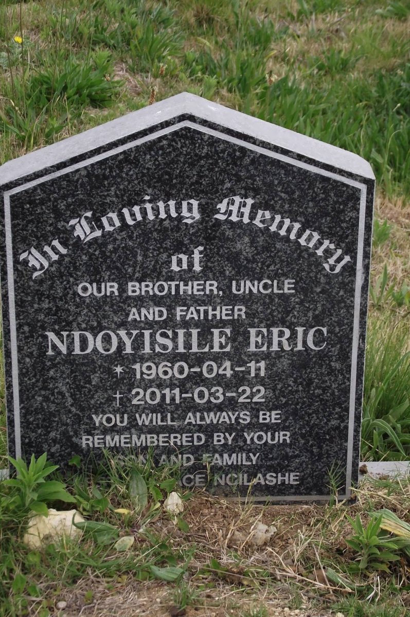 NDOYISILE Eric 1960-2011