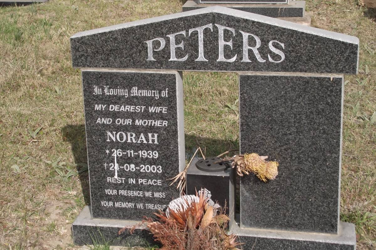 PETERS Norah 1939-2003