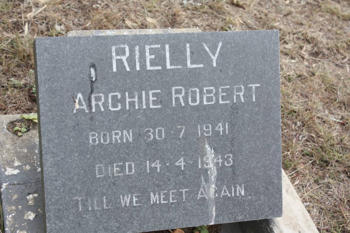 RIELLY Archie Robert 1941-1943