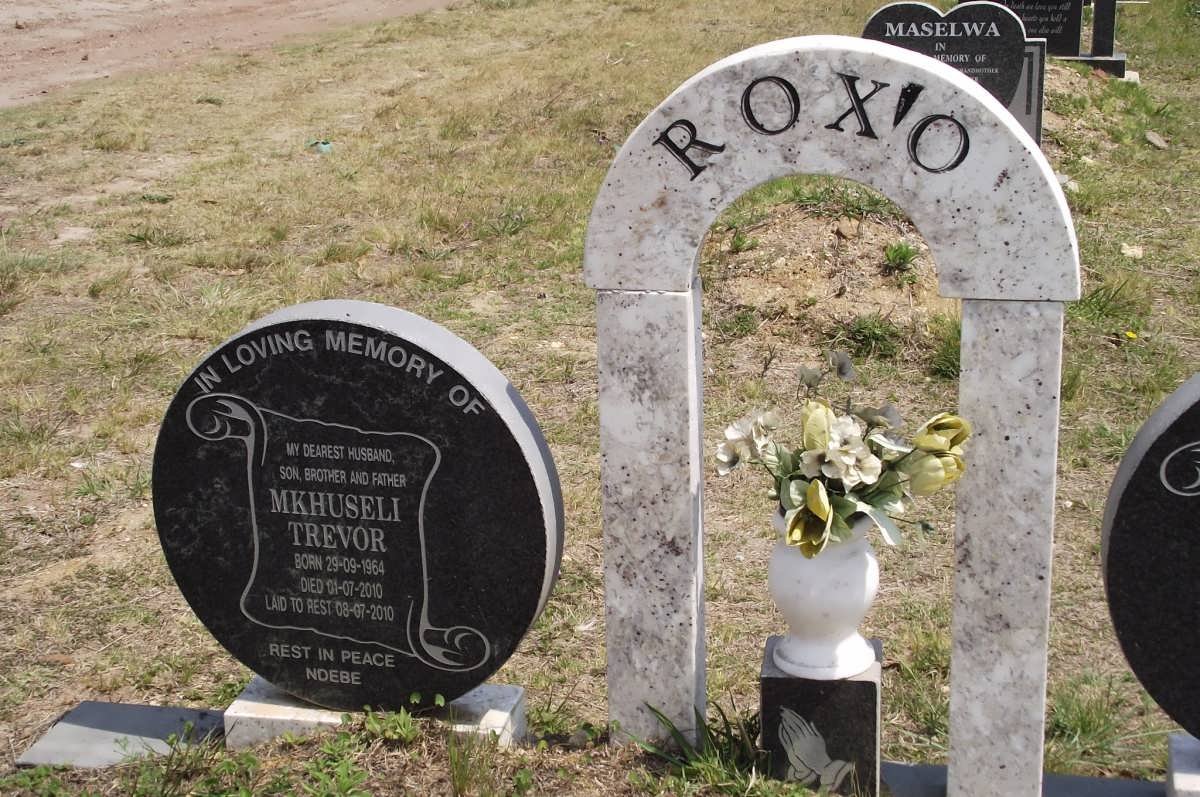 ROXO Mkhuseli Trevor 1964-2010