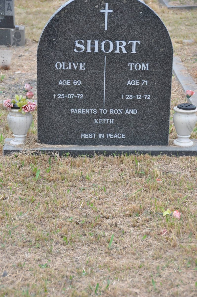 SHORT Tom -1972 &amp; Olive -1972