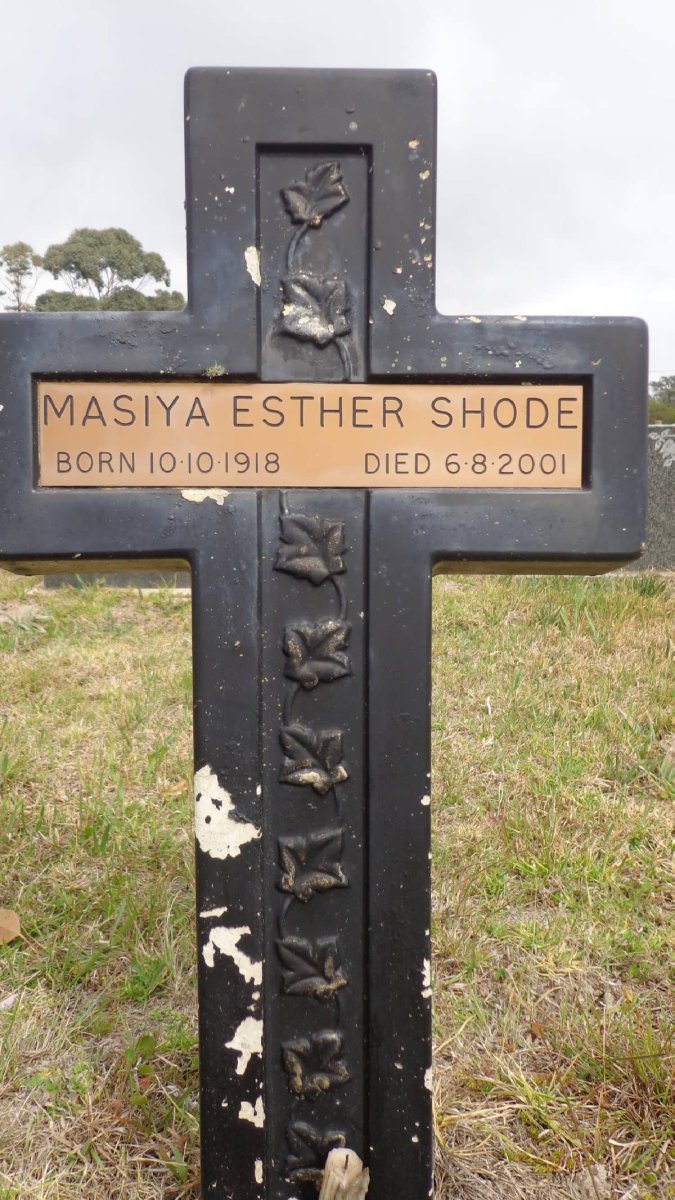 SHODE Masiya Esther 1918-2001