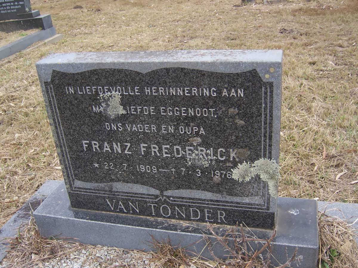 TONDER Franz Frederick, van 1909-1976