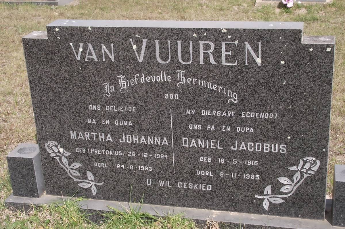 VUUREN Daniel Jacobus, van 1918-1985 &amp; Martha Johanna PRETORIUS 1924-1993